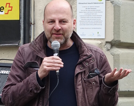 Bernd Nilles am Klima-Aktionstag in Luzern 2022. Bild: Kurt Zaugg-Ott